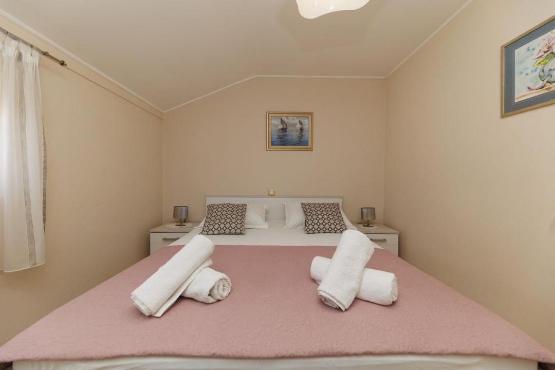 Apartments Mira Задар Экстерьер фото